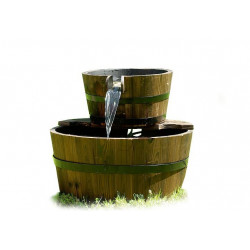 Zahradní kašna - fontána se dvěma dřevěnými vědry