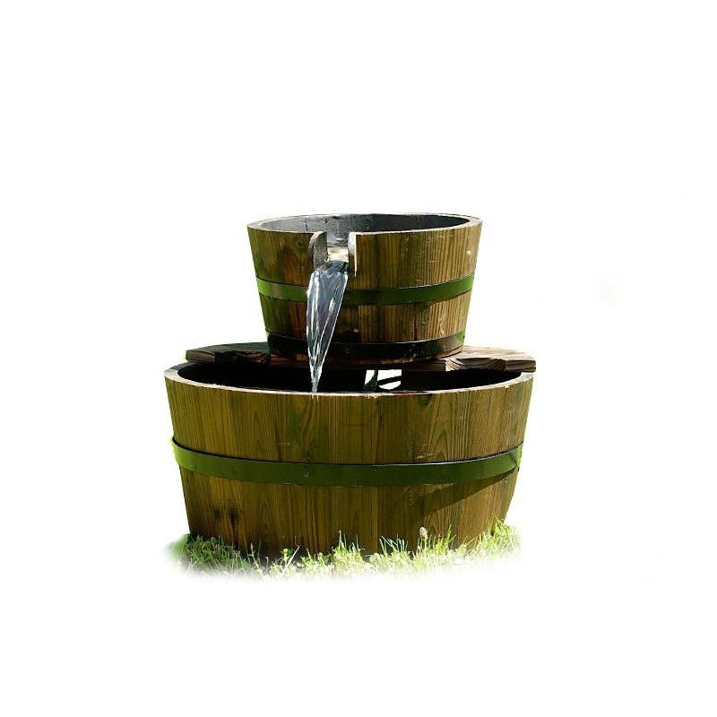 Zahradní kašna - fontána se dvěma dřevěnými vědry