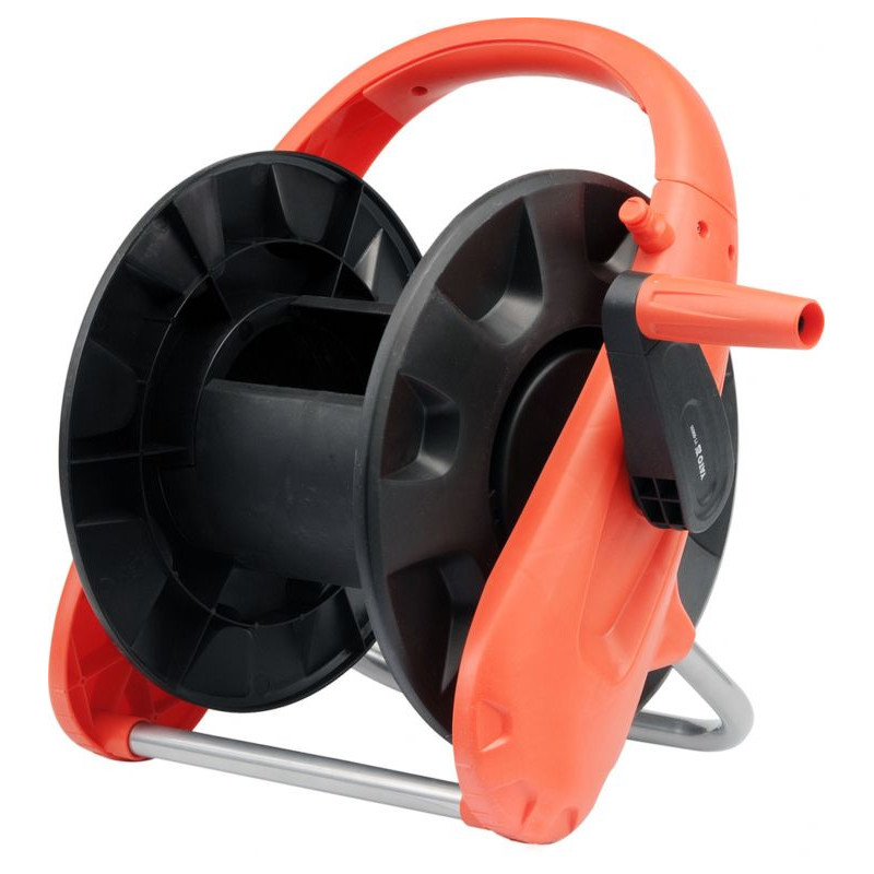 Stojan navíjecí na zahradní hadici